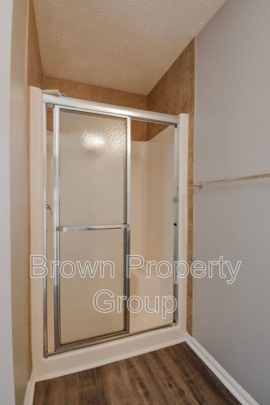 Building Photo - 494 Hogart St