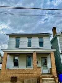 Building Photo - 107 Dickman St