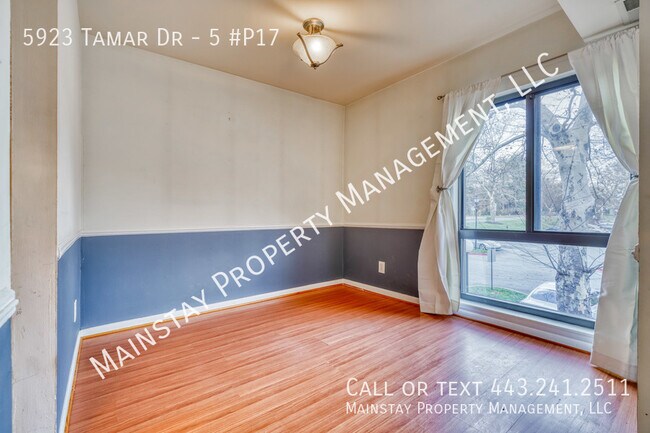 Building Photo - 5923 Tamar Dr