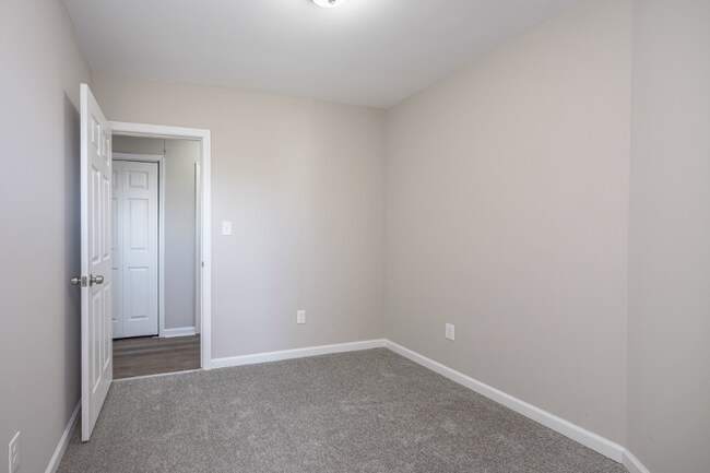 Building Photo - 110 Highland Ave