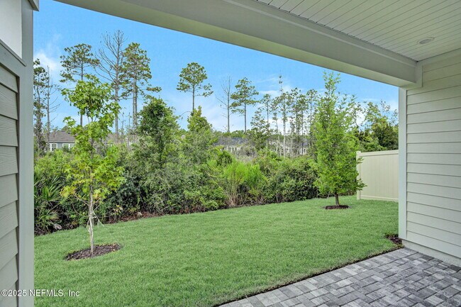 Building Photo - 311 Bay Lk Dr