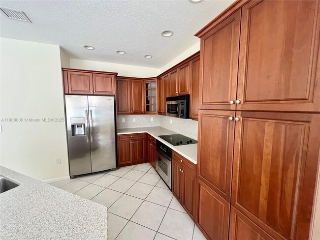 Building Photo - 15562 SW 50th Ct