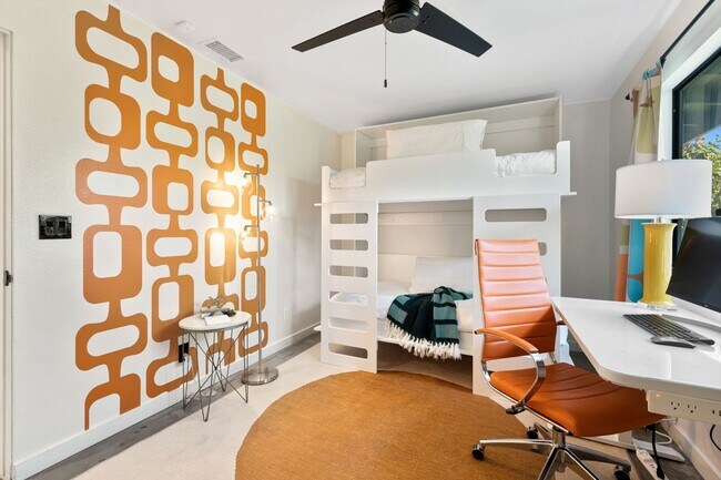 Building Photo - Stylish Fully Furnished Home in Palm Springs - Annual Lease