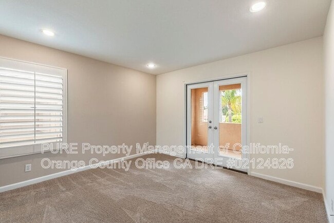 Building Photo - 11930 N Riviera