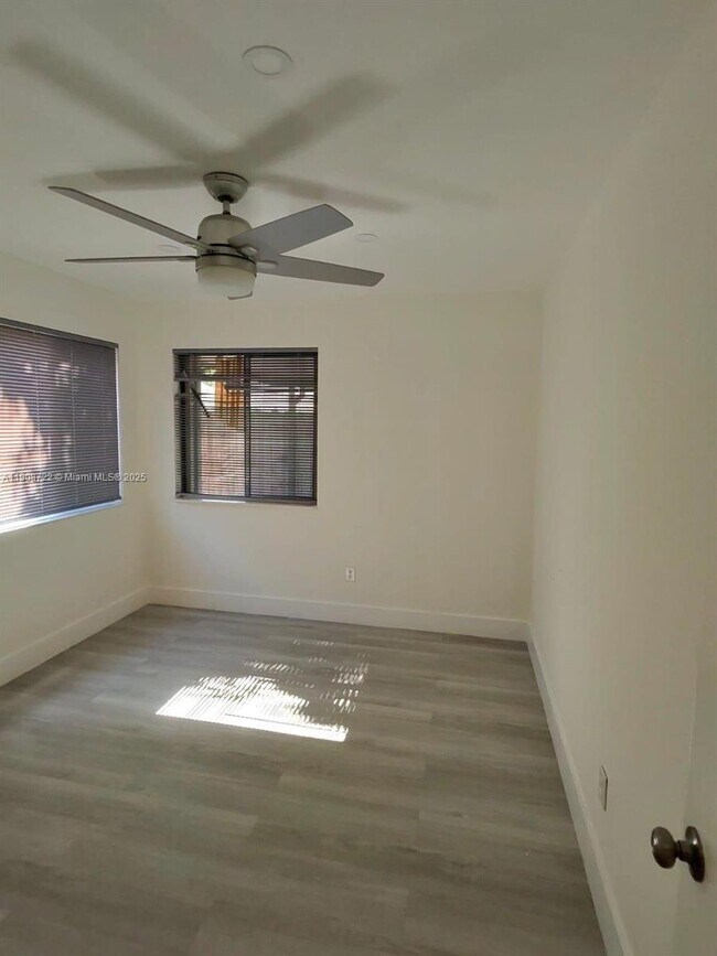 Building Photo - 1430 SW 85th Terrace