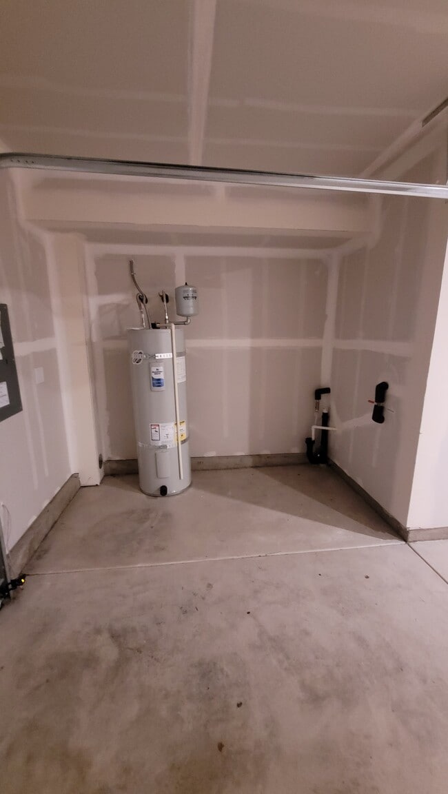 Building Photo - 7065 NW Bountiful Terrace