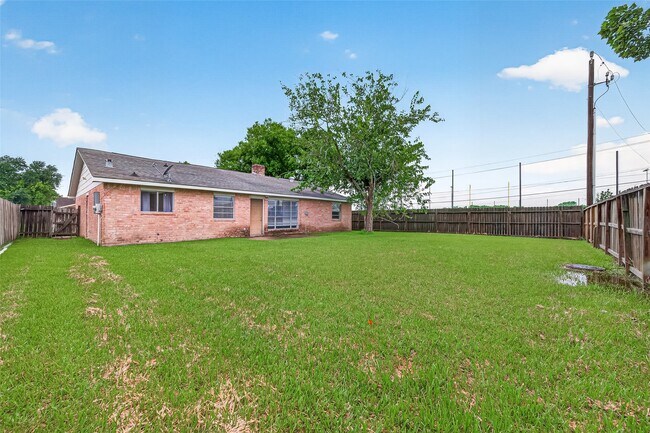 Building Photo - 9903 Towne Tower Ln