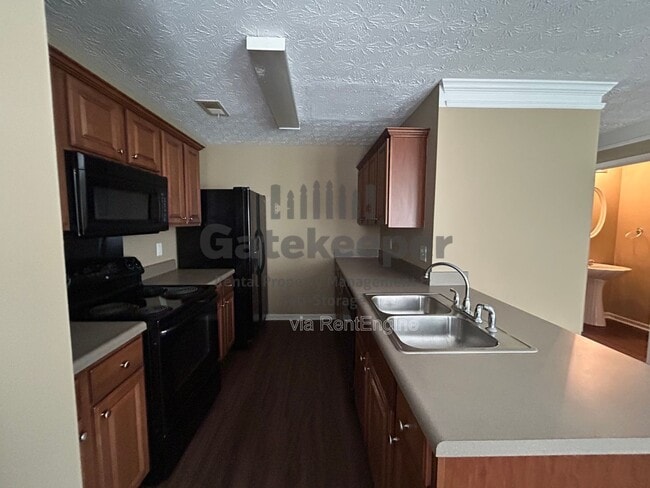 Building Photo - 5616 Union Pointe Dr