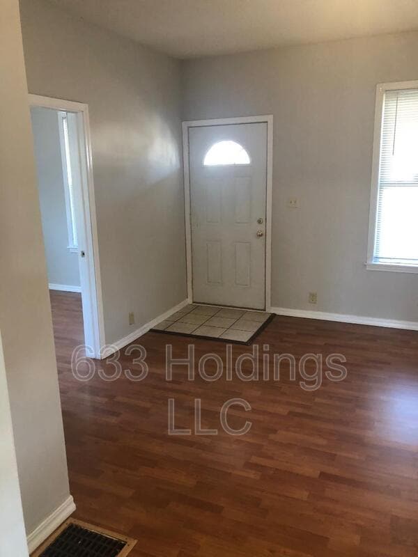 Building Photo - 403 McKinley Ave