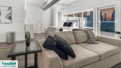 Building Photo - 222 E Saratoga St