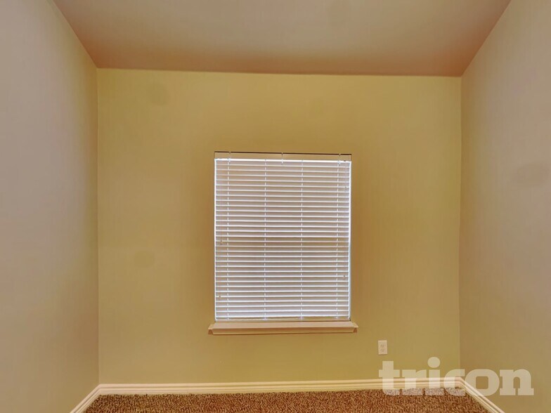 Building Photo - 219 Hartley Ln