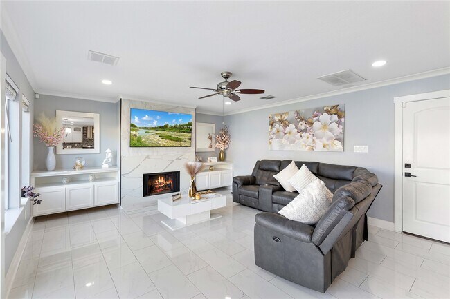 Building Photo - 405 Mystic Trail Loop