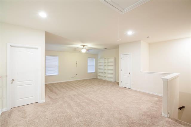 Building Photo - 5601 Fremont Dr