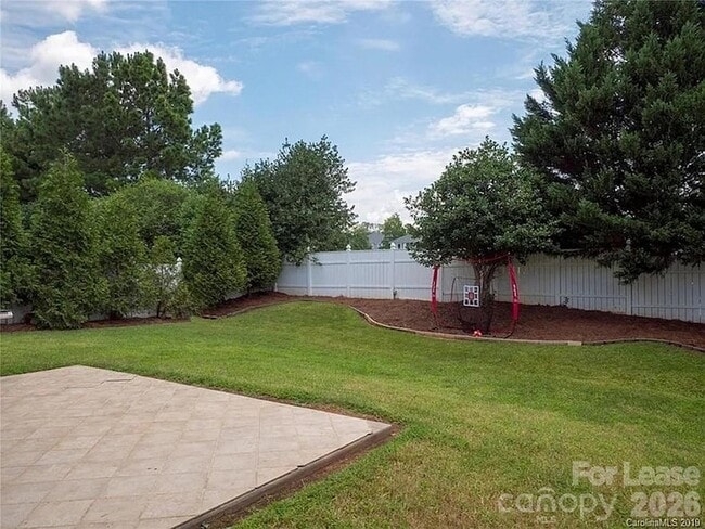 Building Photo - 11729 Royal Castle Ct