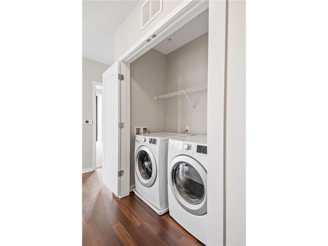 Building Photo - 497 S Marquette Ave