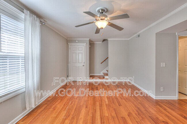 Building Photo - 109 Harrow Ct