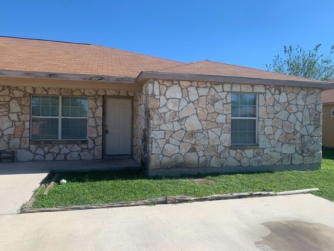 Primary Photo - Charming 3-Bed, 2-Bath Home with Fenced Ya...