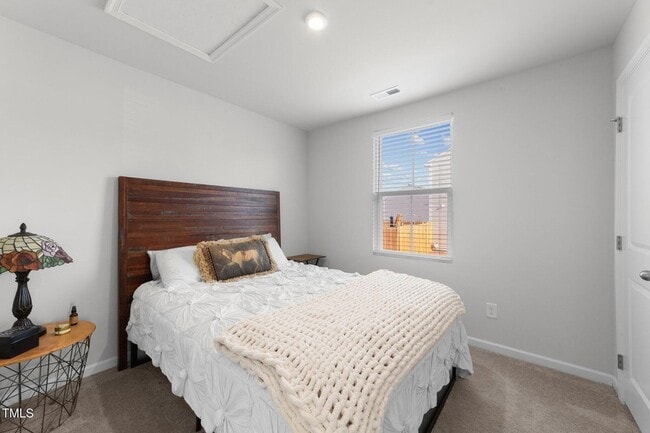 Building Photo - 45 Florentine Ct