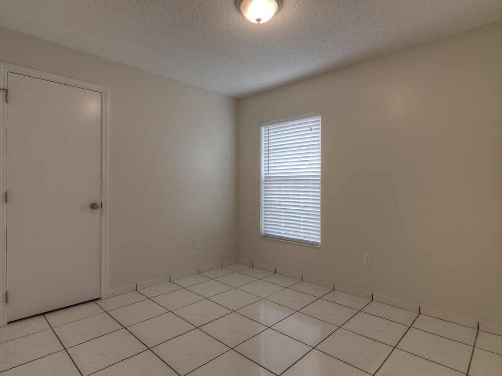 Building Photo - 8344 Fort Thomas Way