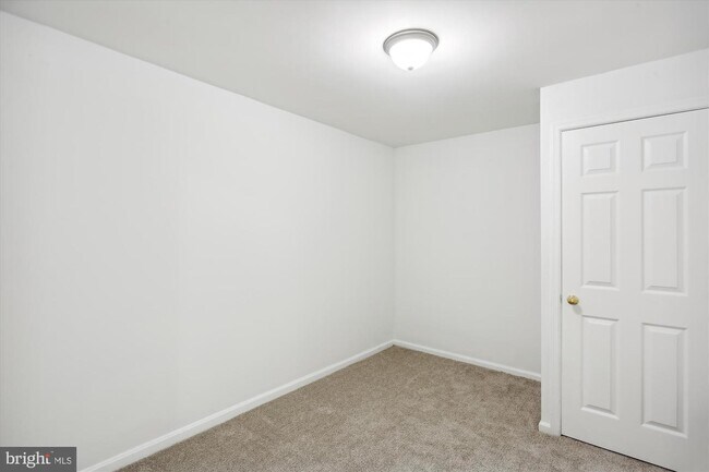 Building Photo - 13029 Cherry Bend Terrace