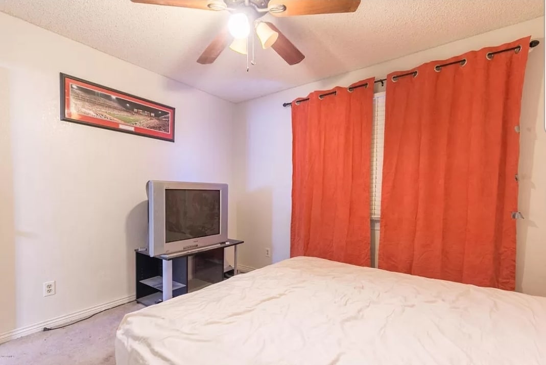 Guest bedroom - 616 S Hardy Dr