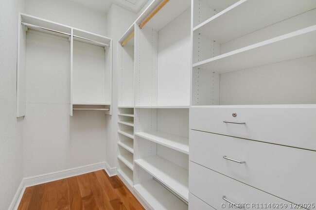 Building Photo - 4644 Cadiz Cir