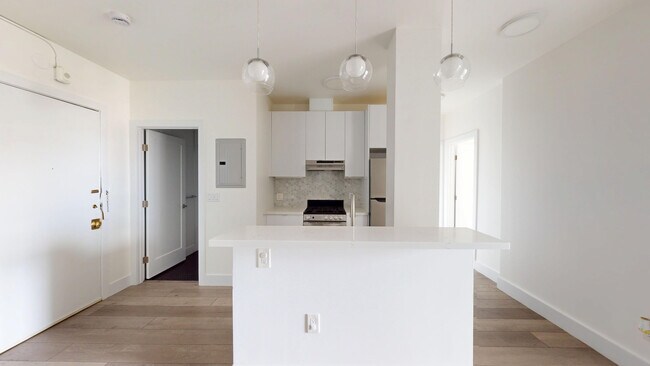 Building Photo - 1408 California St