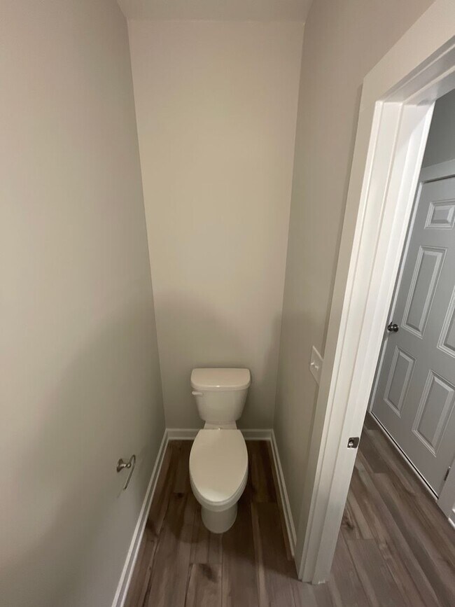 Building Photo - Home for Rent in Oak Grove, AL!! Available to View Now!!!