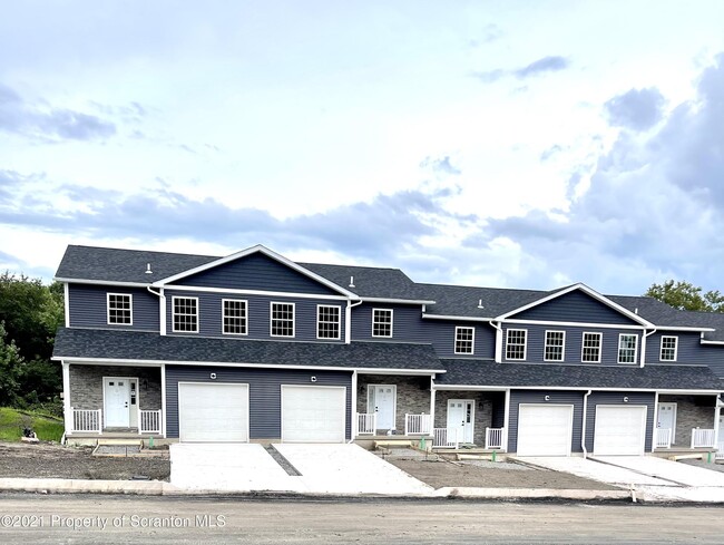 Building Photo - 418 Felts St