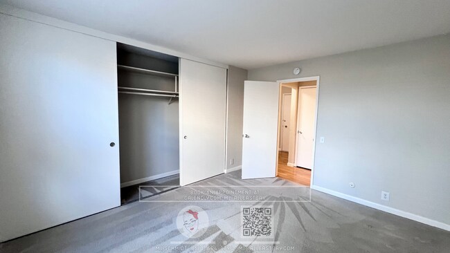 Building Photo - Chic 1-bedroom condominium located in the ...