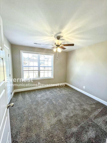 Building Photo - 142 Ardell Dr