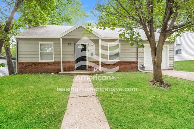 Building Photo - 8020 Park Ave