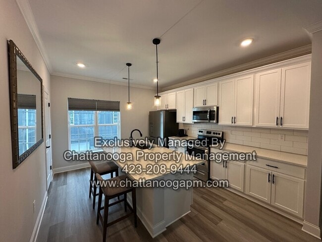 Building Photo - 1480 Chatt City Wy