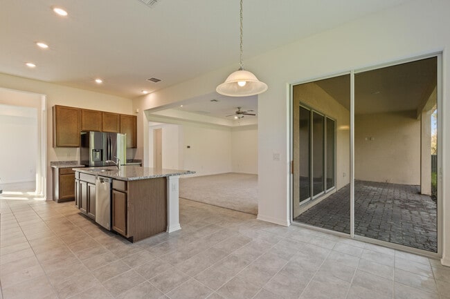 Building Photo - 7268 Great Egret Blvd