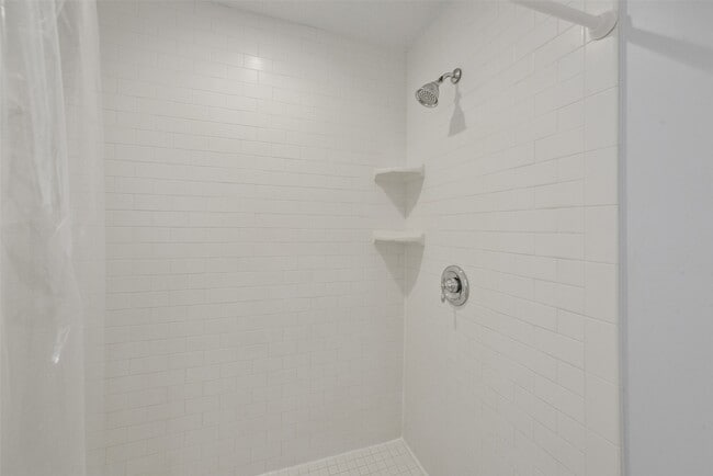 Building Photo - 8415 Braesdale Ln