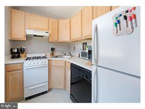 Building Photo - 2601 Pennsylvania Ave