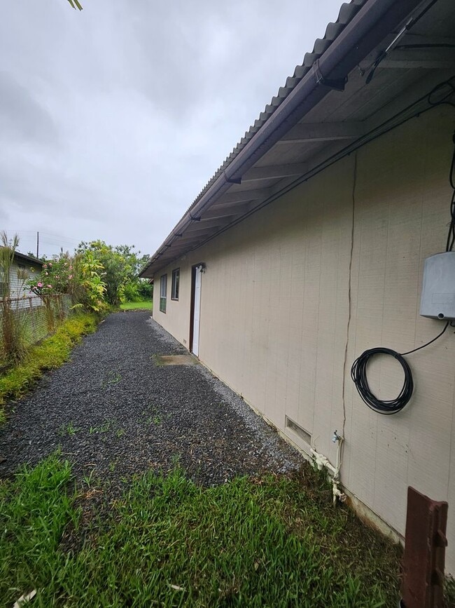 Building Photo - Beautiful 4 Bedroom 2 Bath House