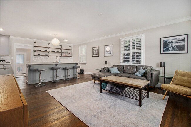 Building Photo - Fully Renovated Smart Home | EV Ready | Au...
