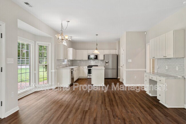 Building Photo - 1500 Candlewyck Ct