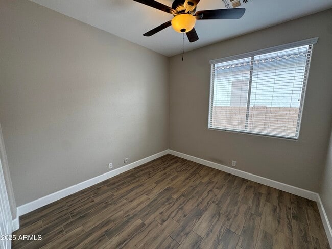 Building Photo - 1710 E Tradewind Ct