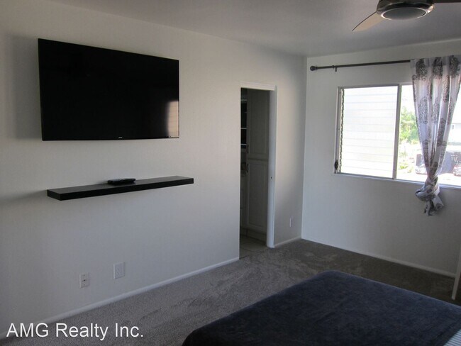 Building Photo - 4 br, 3 bath House - 217 Koko Isle Circle