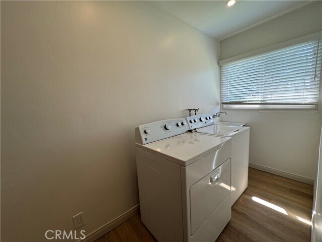 Building Photo - 12791 Elizabeth Way