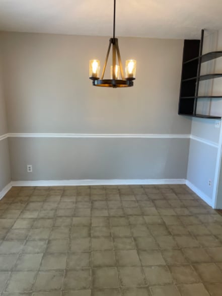 Building Photo - 101 E Haddock St