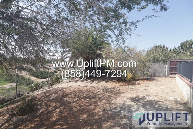 Building Photo - 7643 Woodbine Way