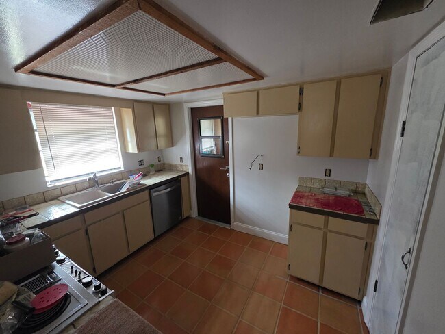 Building Photo - Bear Lake 2 bedroom 2 bathroom