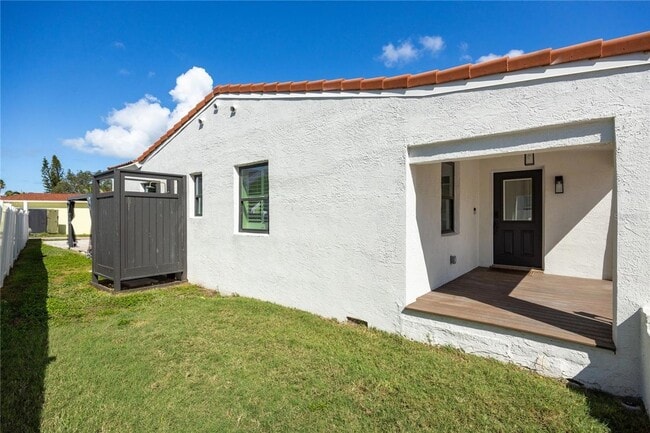 Building Photo - Coastal Luxury with Water Views – Fully Furnished, Utilities Included & Ready for Move-In!