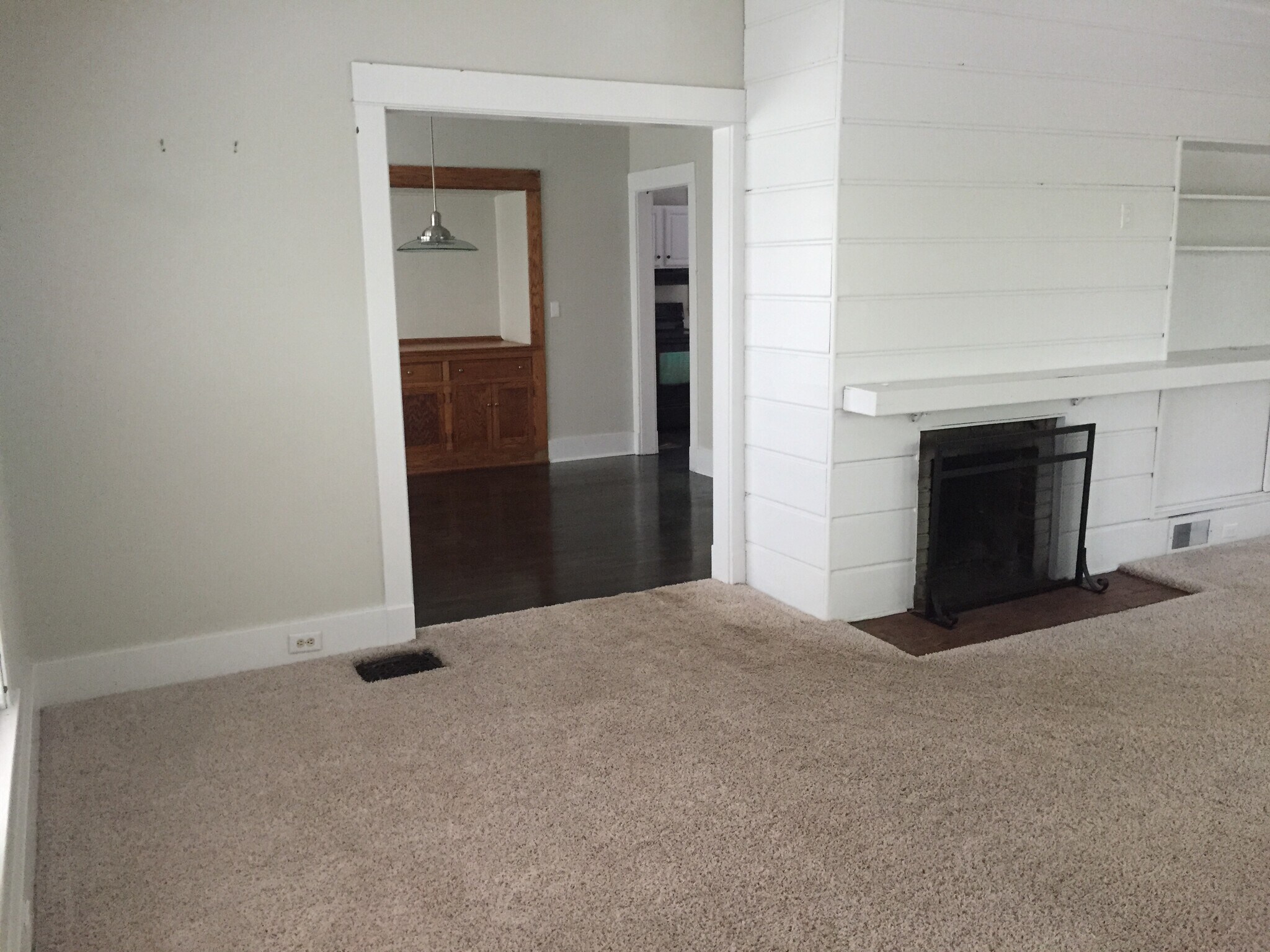 Building Photo - 1919 Plainfield Ave NE