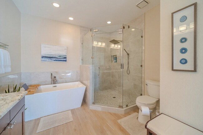 Building Photo - 3404 American Dr