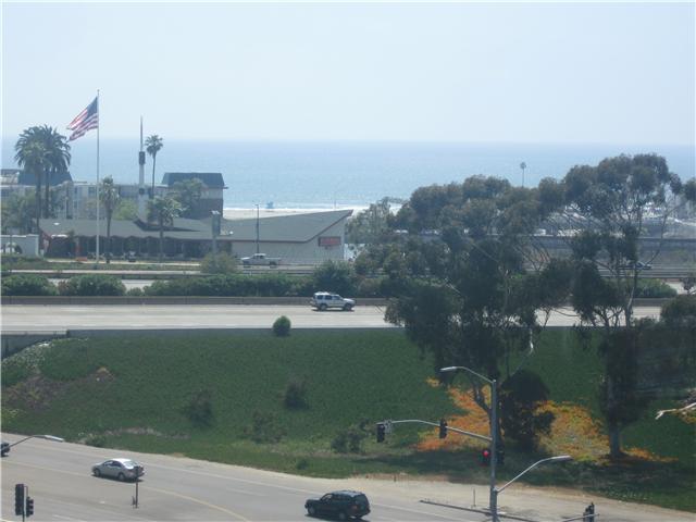 Building Photo - 855 Harbor Cliff Way
