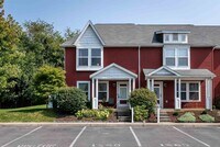 Building Photo - Updated 3 Bedroom 2.5Bath Townhouse in Harrisonburg